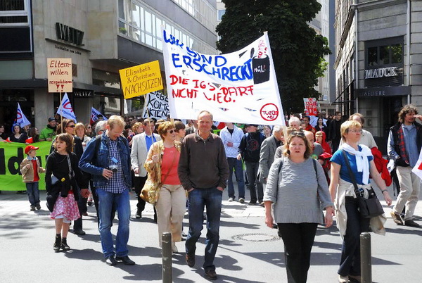 SchuelerDemo   018.jpg